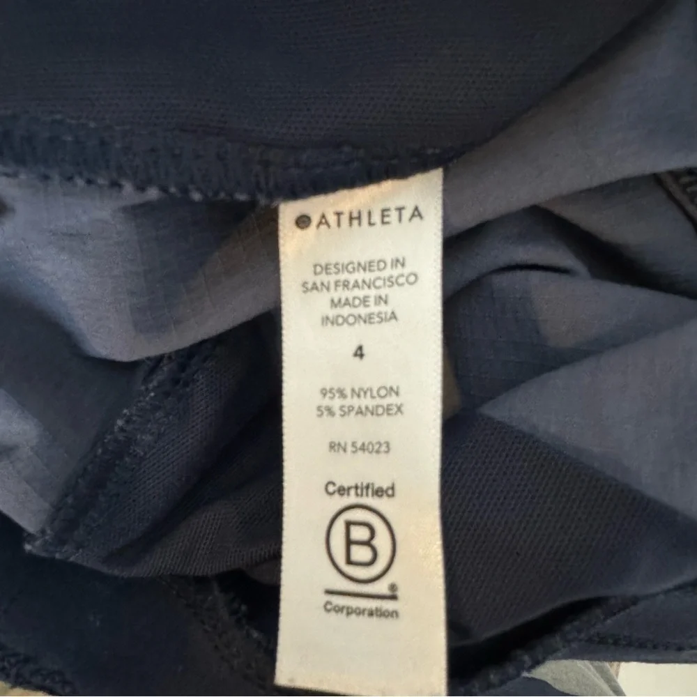 Athleta trekkie north
